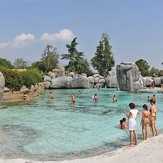Zoom Torino piscina